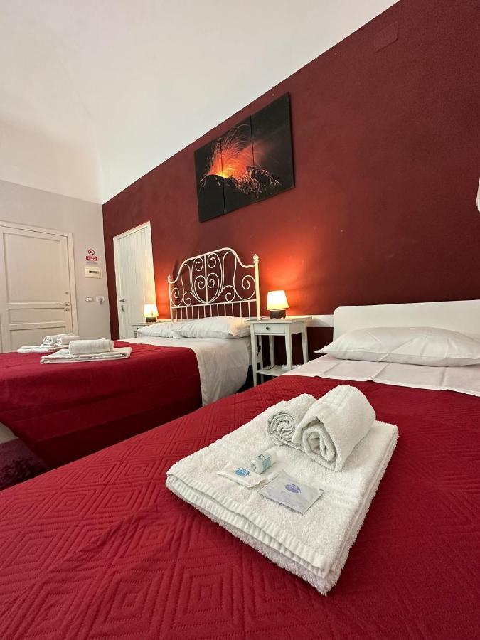 Etna Rooms Catania Bagian luar foto