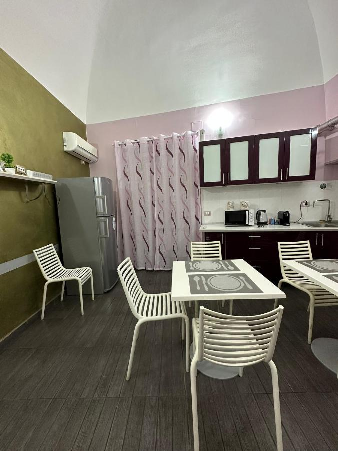 Etna Rooms Catania Bagian luar foto
