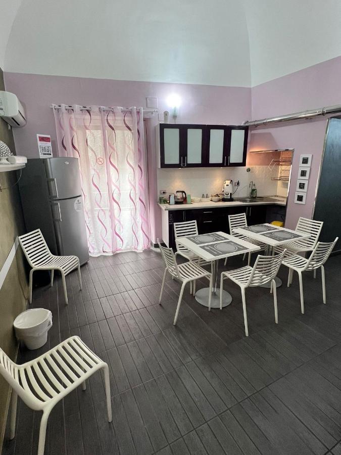 Etna Rooms Catania Bagian luar foto