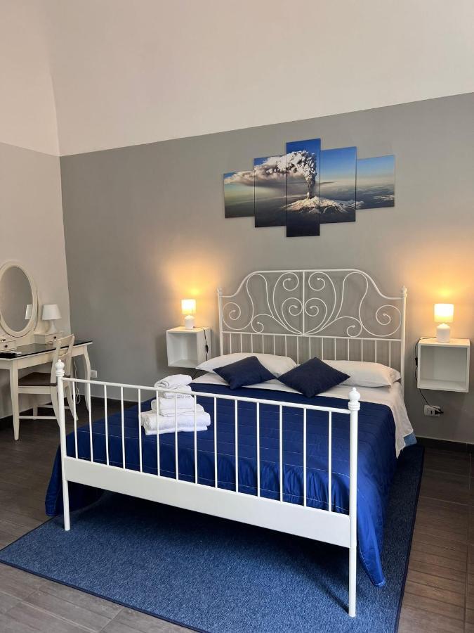 Etna Rooms Catania Bagian luar foto